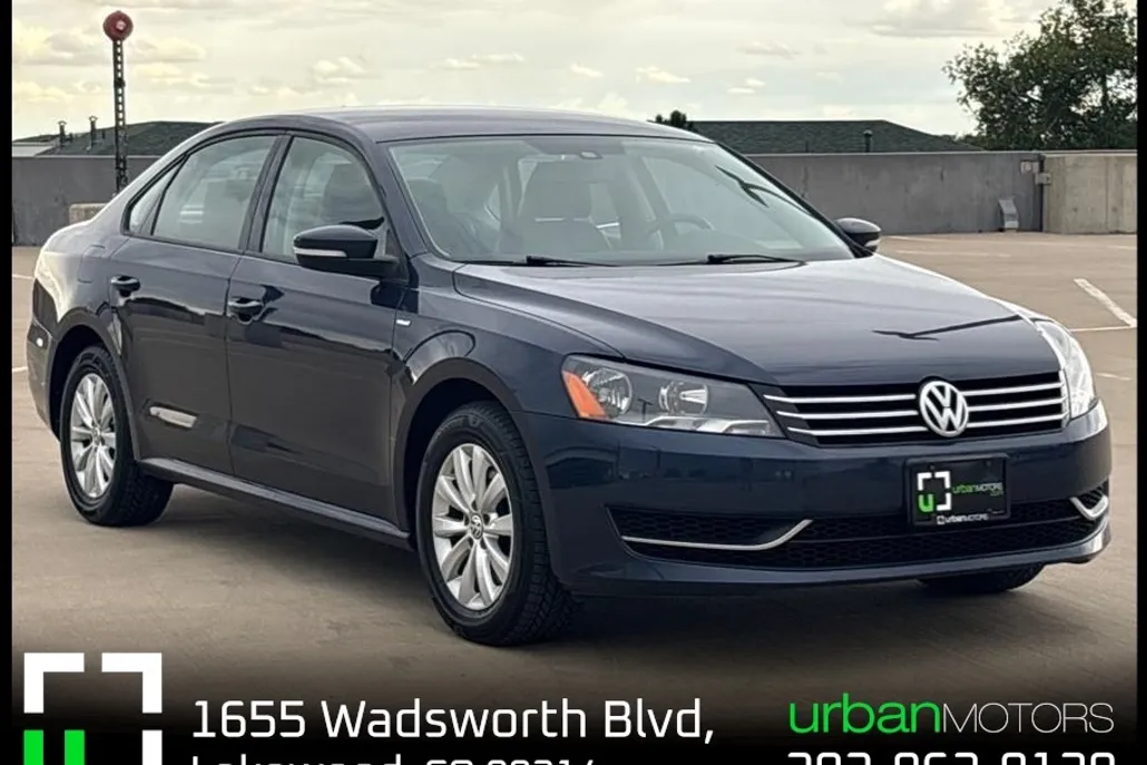2014 Volkswagen Passat Wolfsburg Edition photo 1