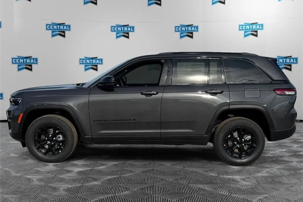 2025 Jeep Grand Cherokee Altitude X photo 1
