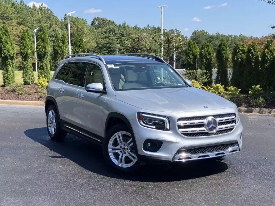 2020 Mercedes Benz GLB 250 photo 1
