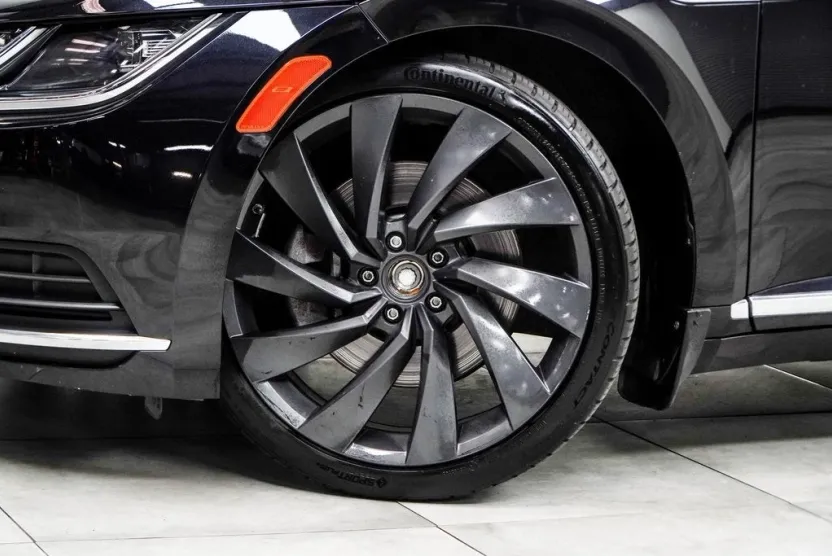 2020 Volkswagen Arteon SEL photo 1