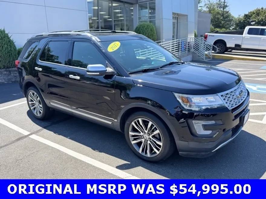 2017 Ford Explorer Platinum photo 1