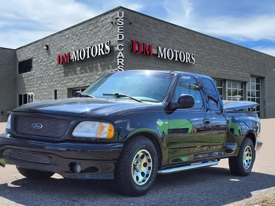 2000 Ford F-150 Harley-Davidson photo 1