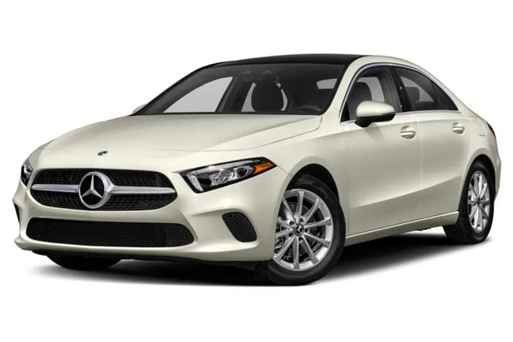 2019 Mercedes Benz A 220 4MATIC photo 1