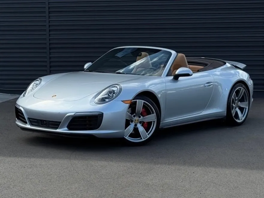 2018 Porsche 911 4S Cabriolet photo 1