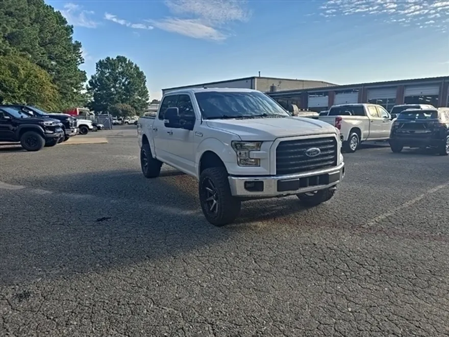 2016 Ford F-150 XLT photo 1