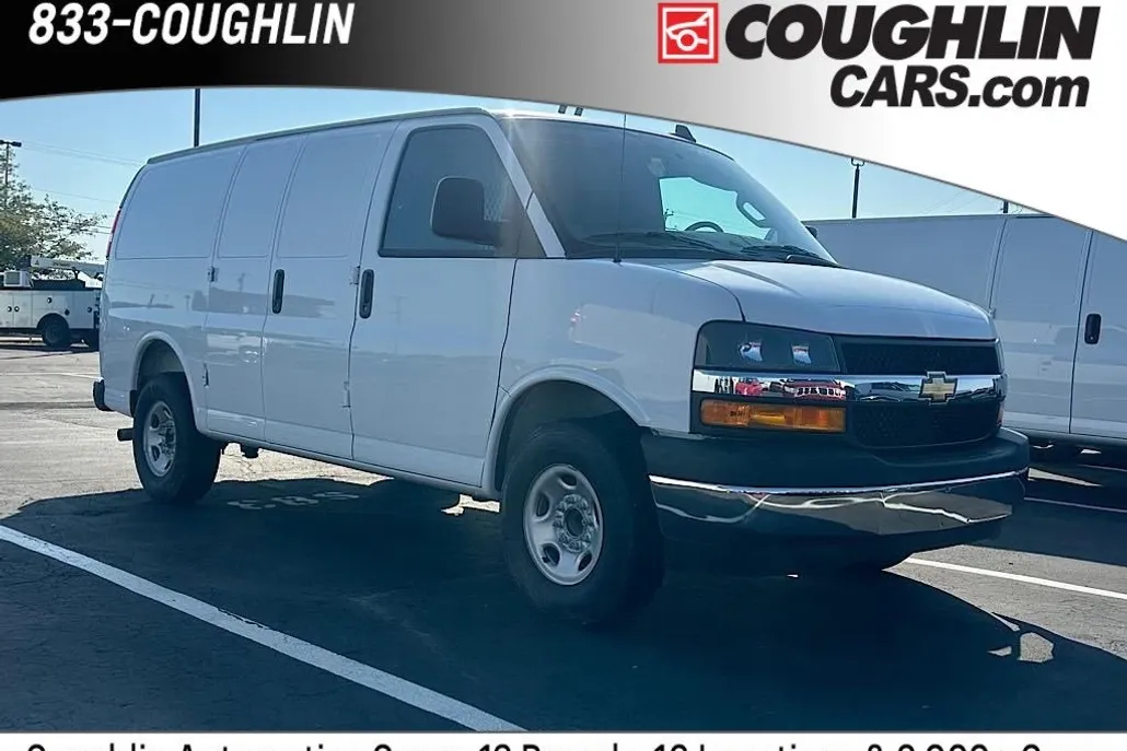 2025 Chevrolet Express Cargo 2500 photo 1