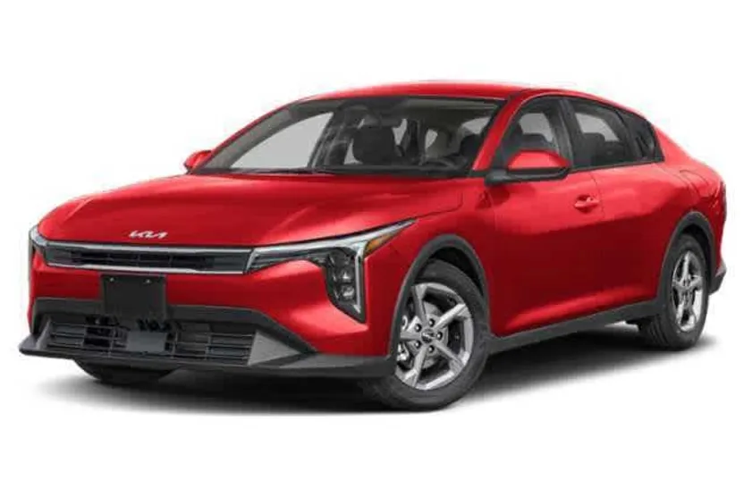 2025 Kia K4 LXS photo 1