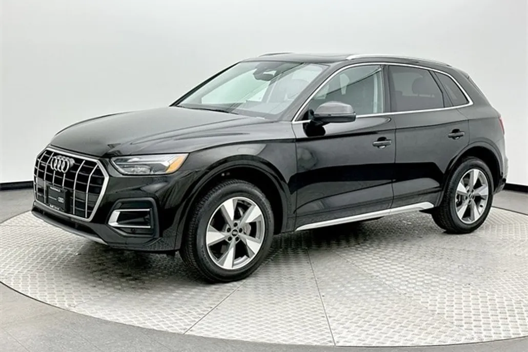 2024 Audi Q5 40 Premium photo 1