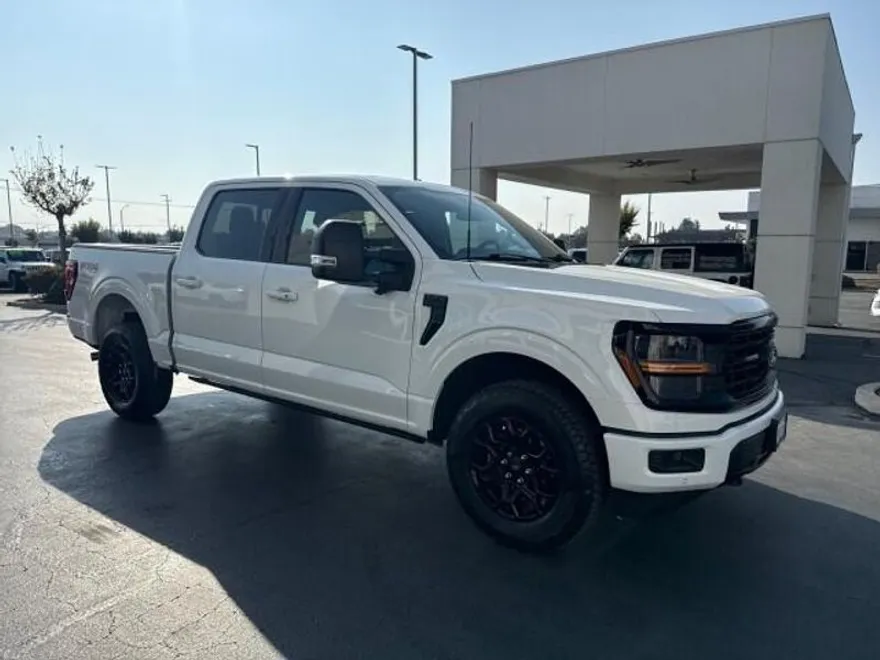 2024 Ford F-150 XLT photo 1
