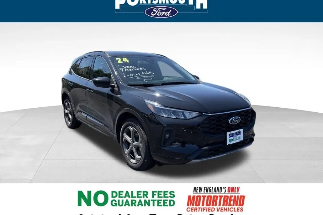 2024 Ford Escape Hybrid ST-Line Select photo 1