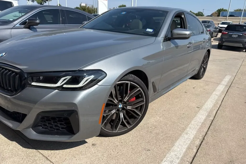 2023 Bmw 540i photo 1