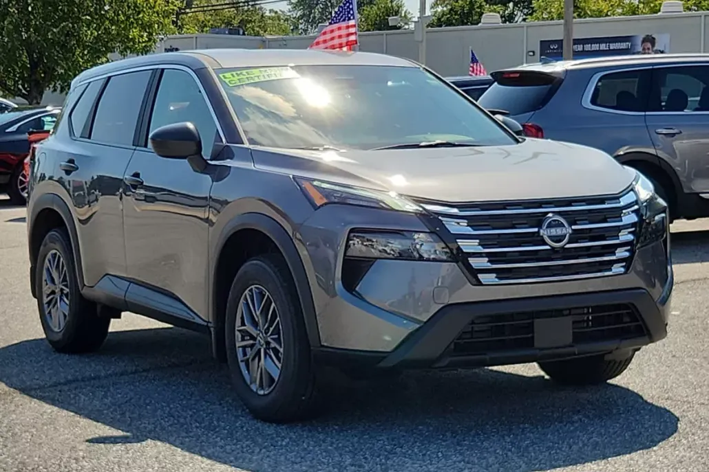 2026 Nissan Rogue S AWD photo 1