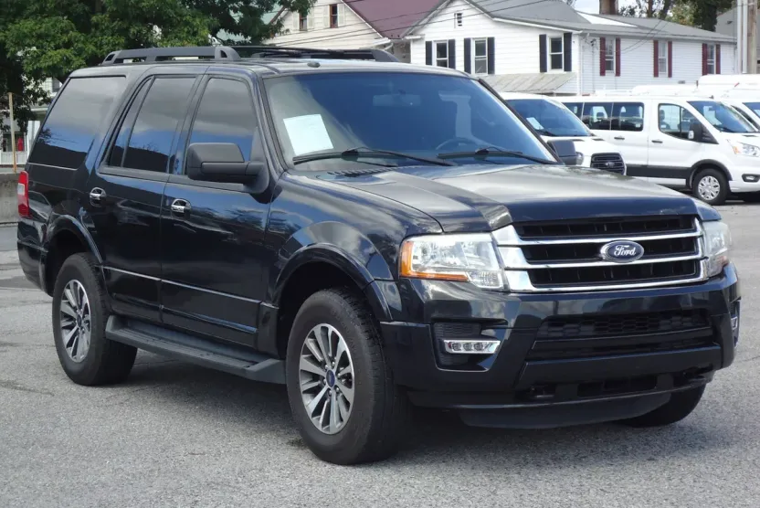 2015 Ford Expedition XLT King Ranch photo 1