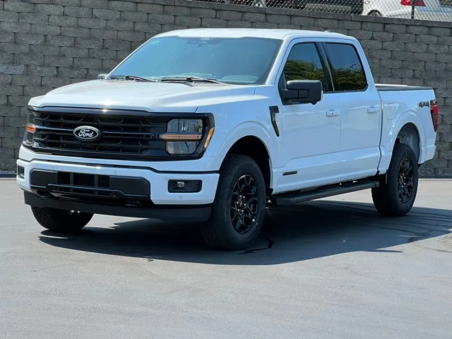 2025 Ford F-150 XLT photo 1