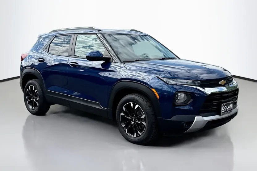 2023 Chevrolet Trailblazer LT photo 1