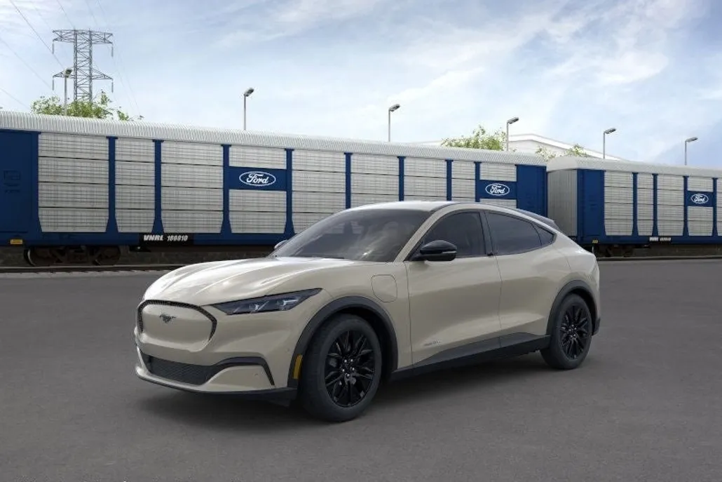 2025 Ford Mustang Mach-E Select photo 1