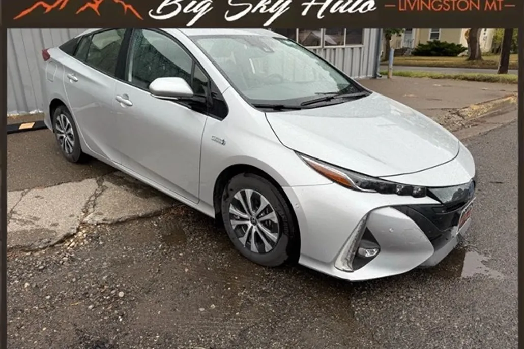 2020 Toyota Prius Prime Limited photo 1