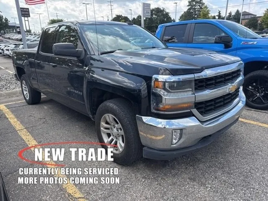 2018 Chevrolet Silverado 1500 LT1 photo 1