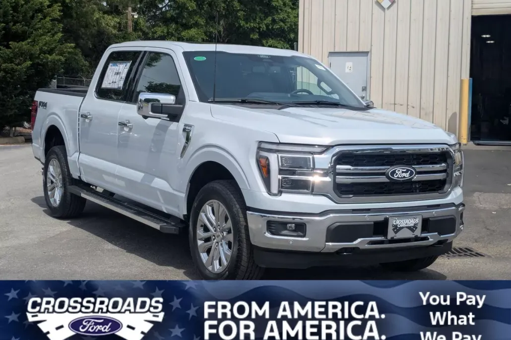 2025 Ford F-150 Lariat photo 1