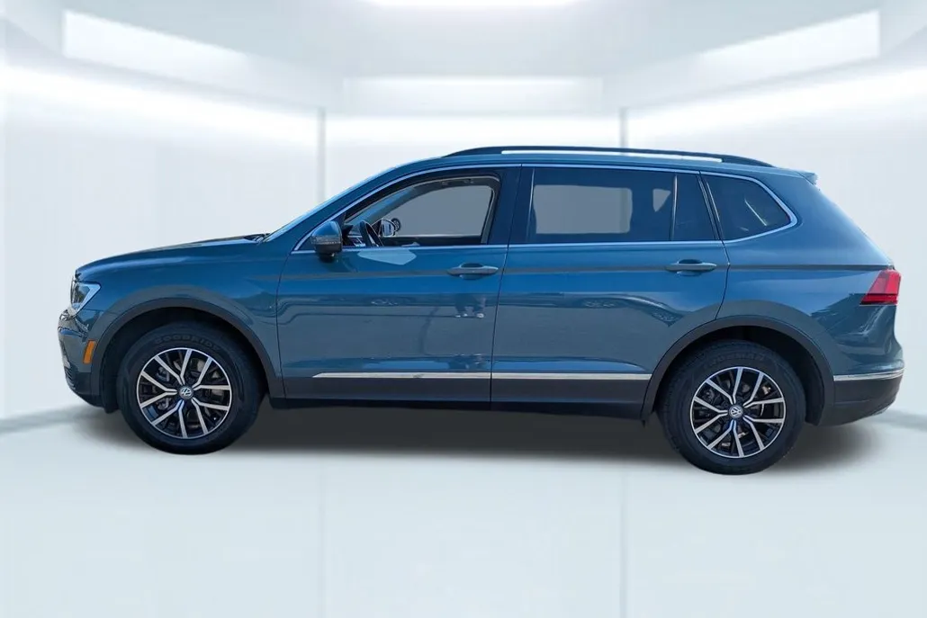 2021 Volkswagen Tiguan SE photo 1