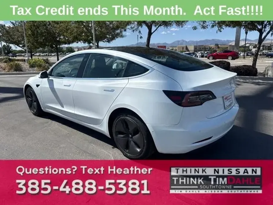 2018 Tesla Model 3 Long Range photo 1