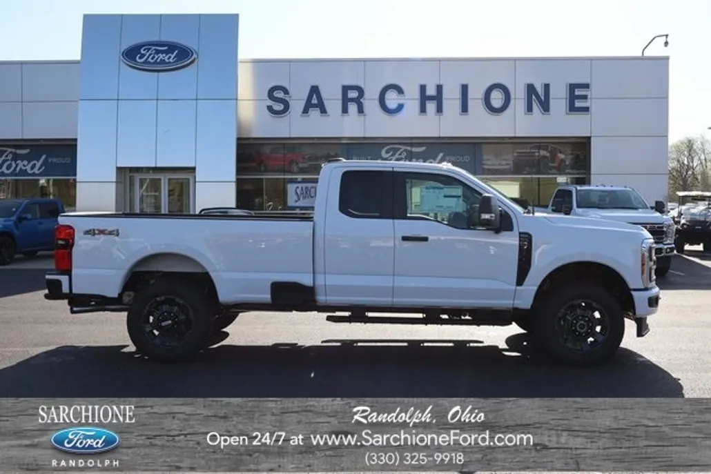 2025 Ford F-350 XL photo 1