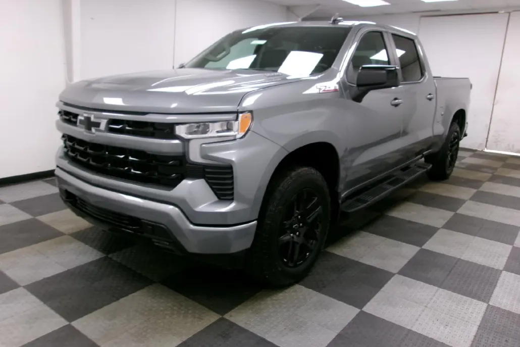 2026 Chevrolet Silverado 1500 RST photo 1