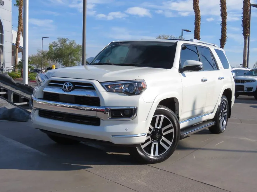 2023 Toyota 4Runner Limited photo 1