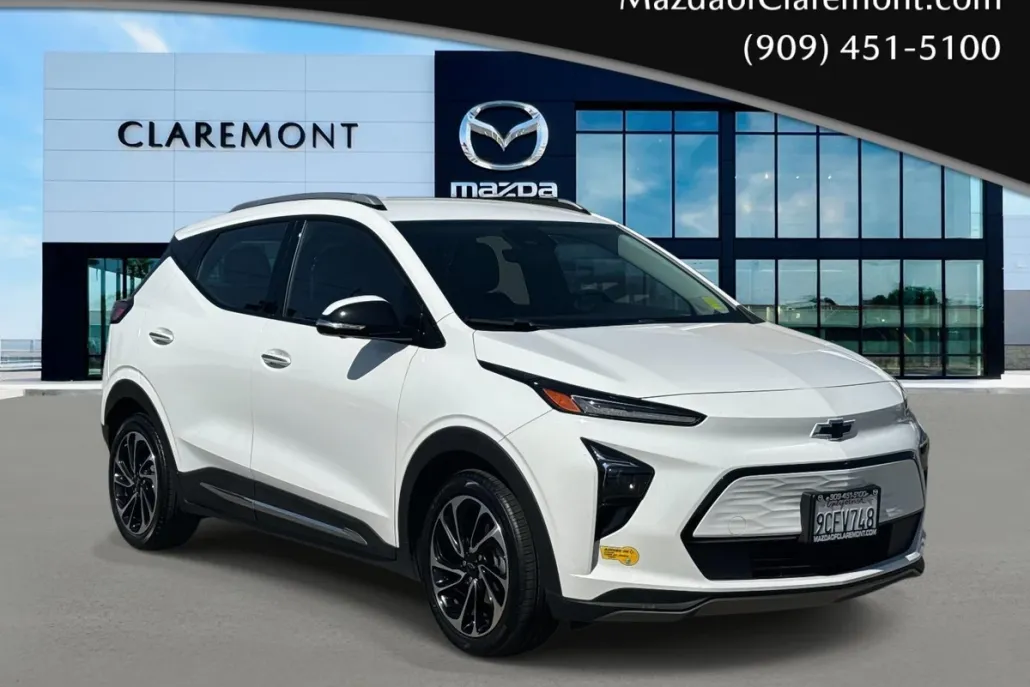 2022 Chevrolet Bolt EUV Premier photo 1