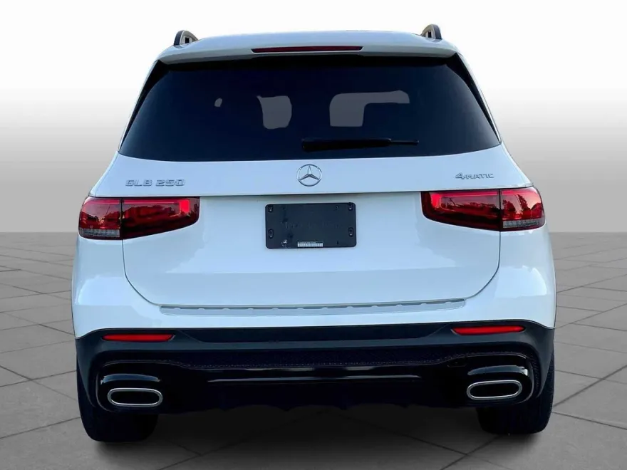 2021 Mercedes Benz GLB 250 4MATIC photo 1