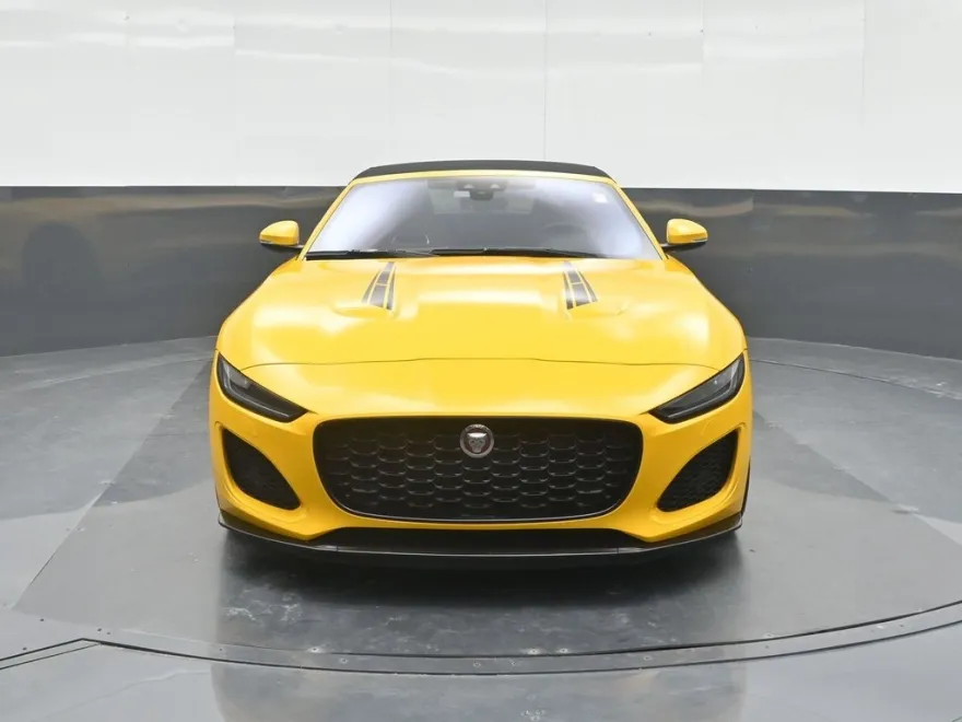 2021 Jaguar F-TYPE P300 photo 1