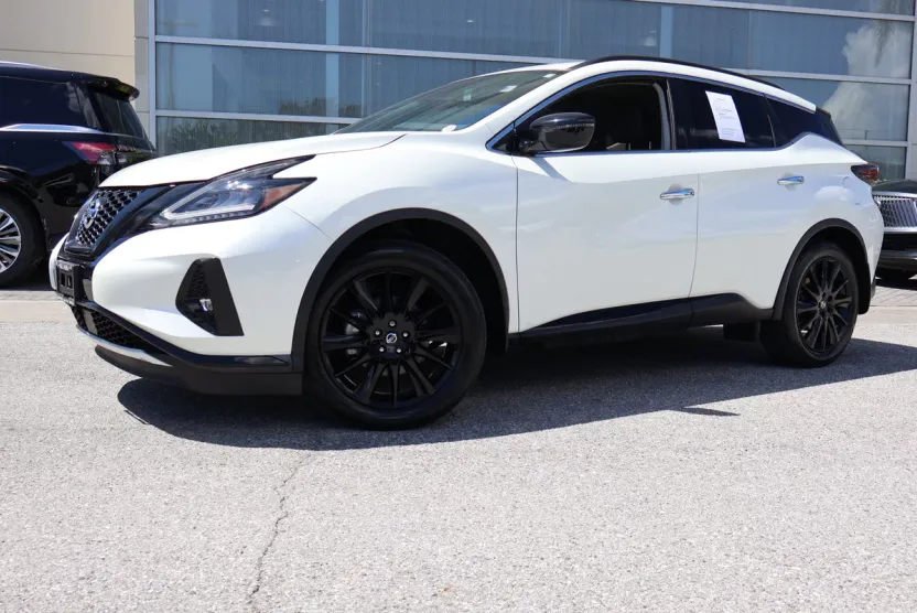 2022 Nissan Murano SV photo 1