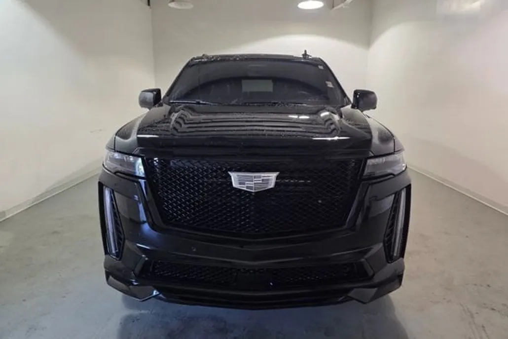 2023 Cadillac Escalade photo 1