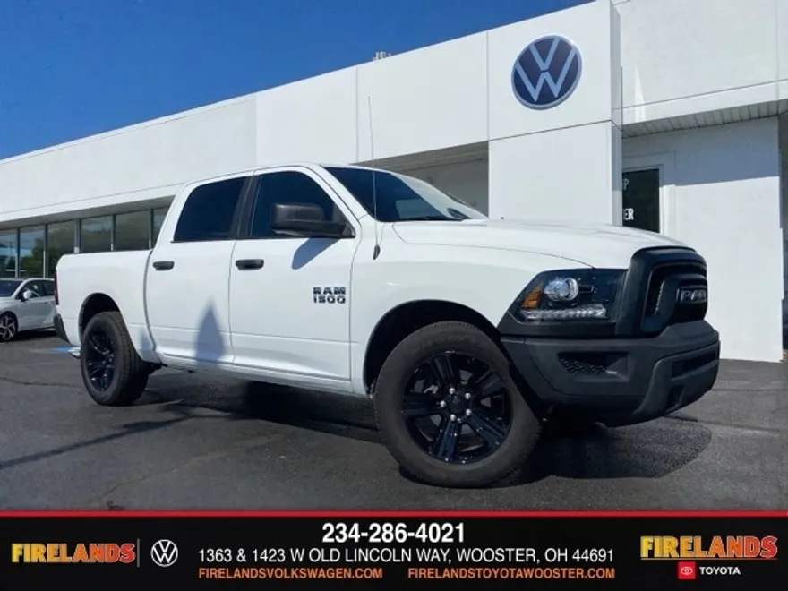 2024 Ram 1500 Classic SLT photo 1