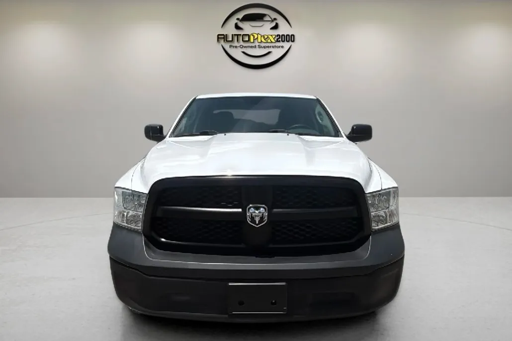 2017 Ram 1500 Tradesman photo 1