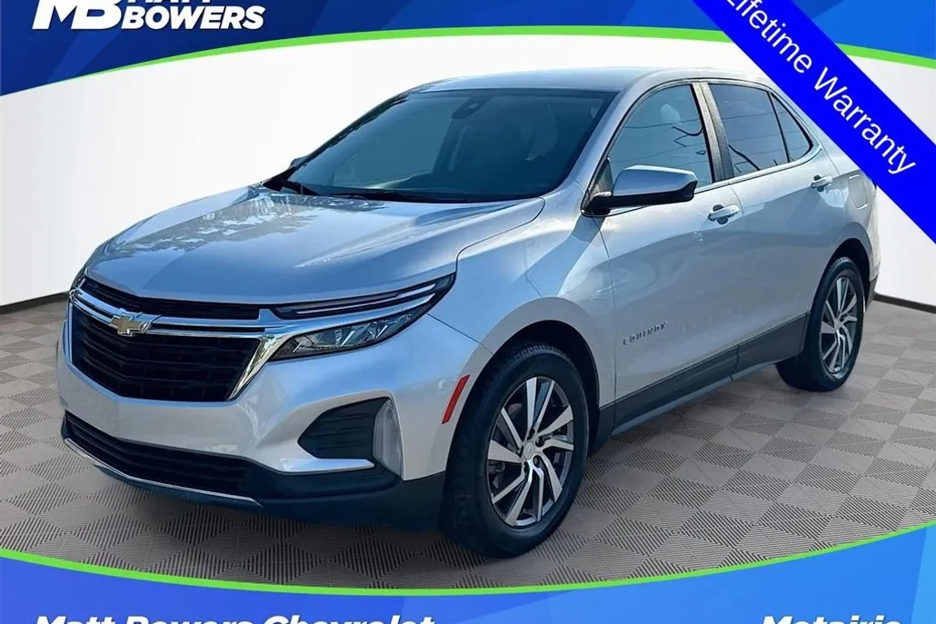 2022 Chevrolet Equinox LT photo 1