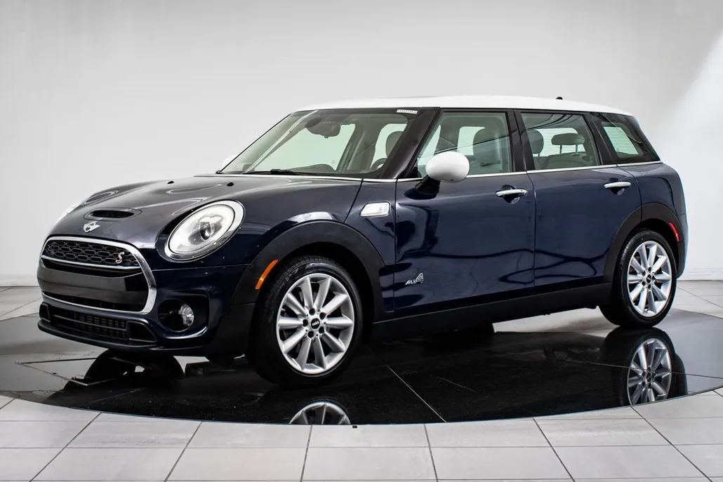 2017 Mini Cooper Base S ALL4 photo 1