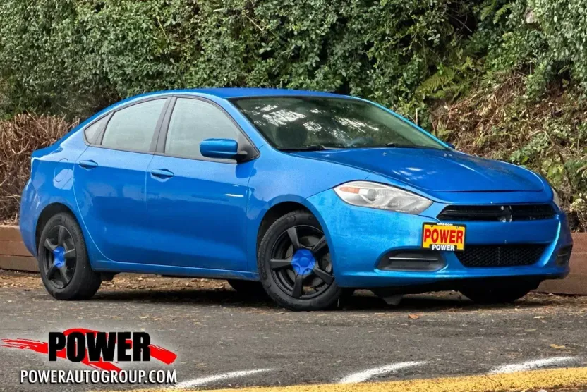2015 Dodge Dart SE photo 1