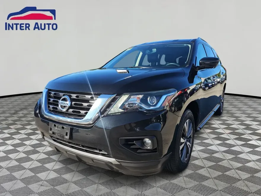 2018 Nissan Pathfinder SL photo 1