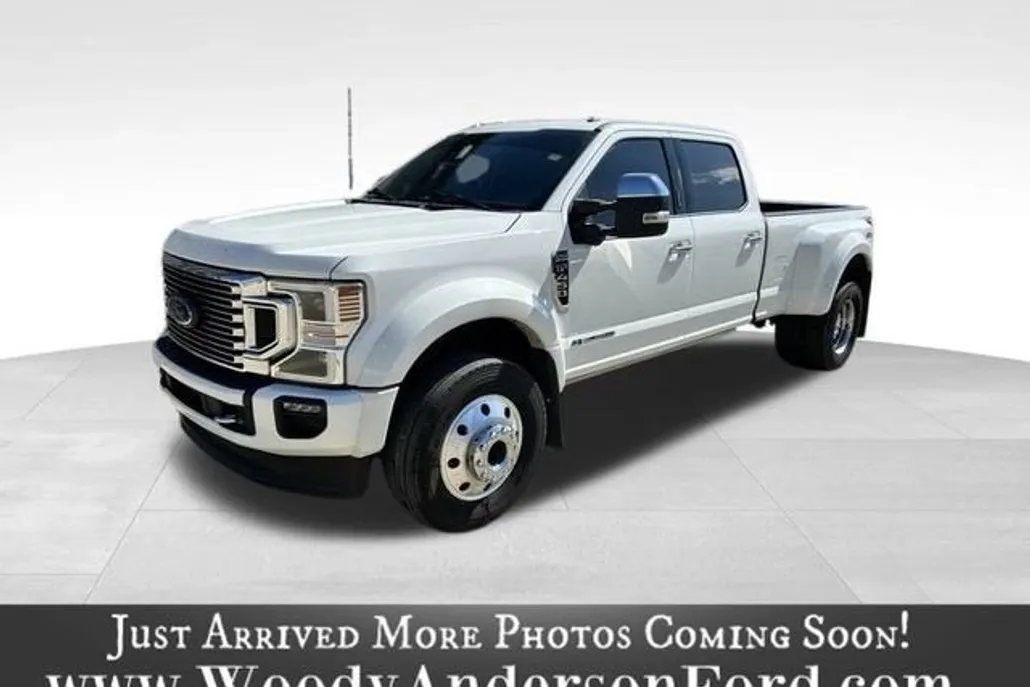2022 Ford F-450 Platinum photo 1