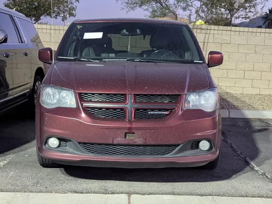 2019 Dodge Grand Caravan GT photo 1