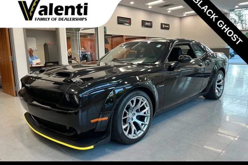 2023 Dodge Challenger SRT8 Hellcat Redeye Widebody photo 1