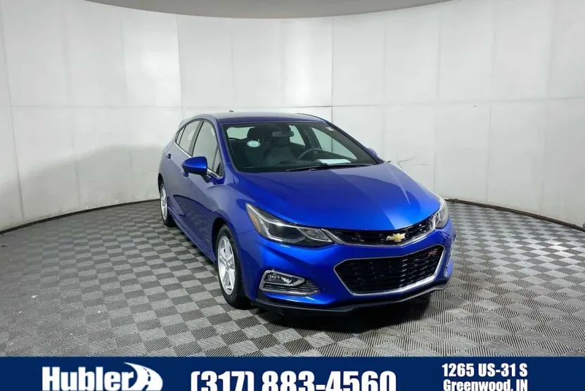 2018 Chevrolet Cruze LT photo 1