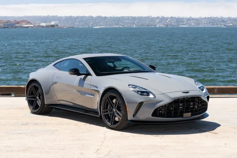 2025 Aston Martin Vantage AM6 photo 1