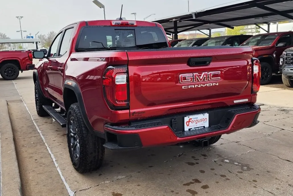 2025 Gmc Canyon Elevation photo 1
