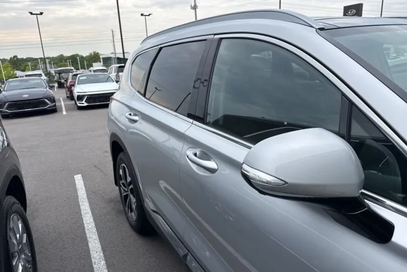2019 Hyundai Santa Fe Ultimate photo 1