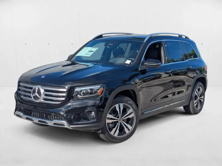 2025 Mercedes Benz GLB 250 photo 1