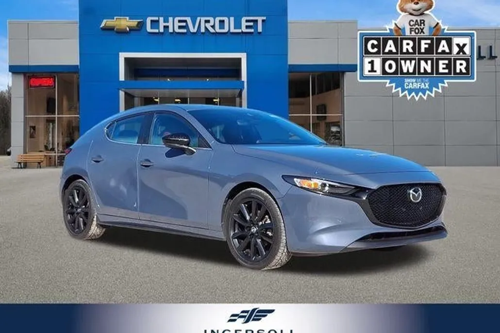 2023 Mazda Mazda3 Hatchback 2.5 s Carbon photo 1