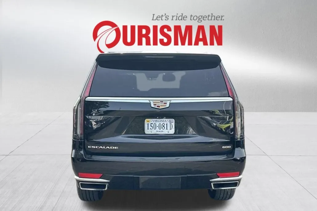 2022 Cadillac Escalade Premium Luxury photo 1