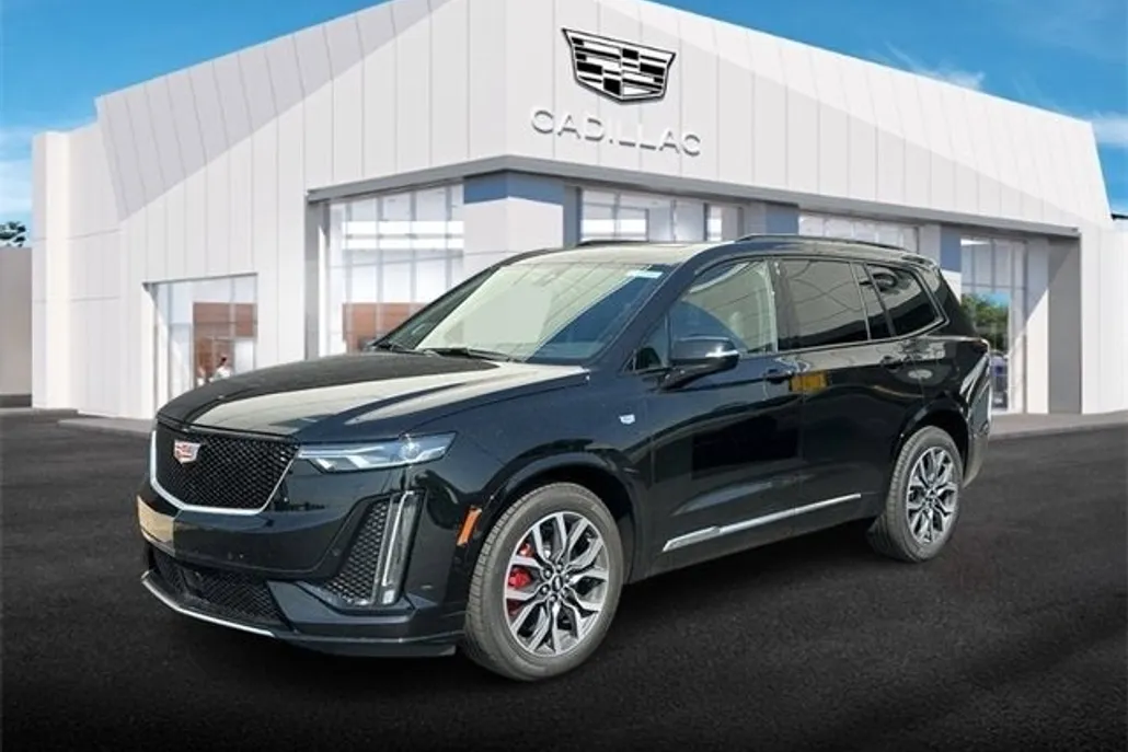 2025 Cadillac XT6 Sport photo 1